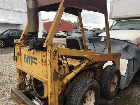 massey ferguson 711b skid steer|MASSEY FERGUSON 711 Wheel Skid Steers Auction Results.